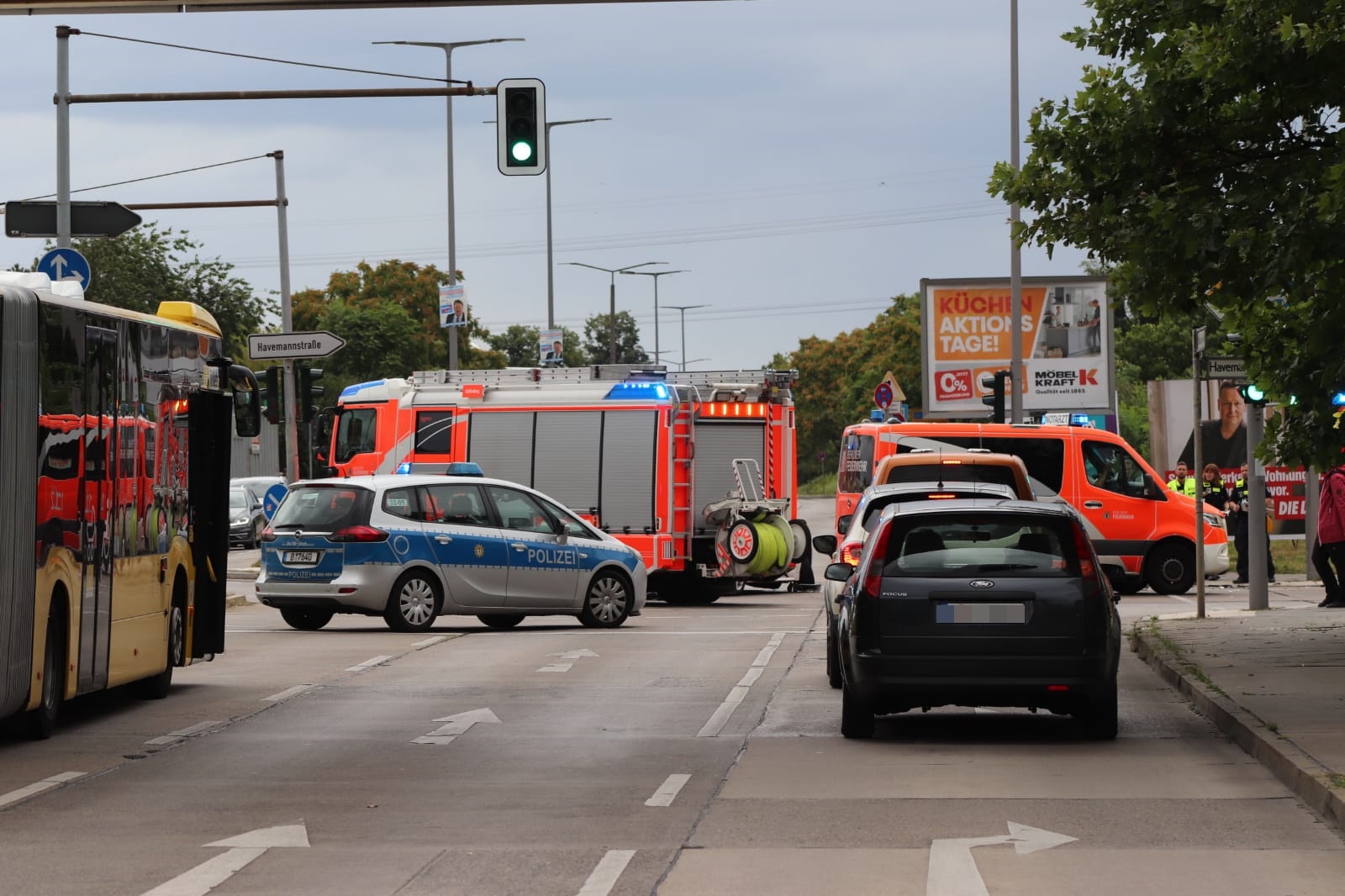 Schwerer Verkehrsunfall In Marzahn – Blaulichtreport Berlin-City